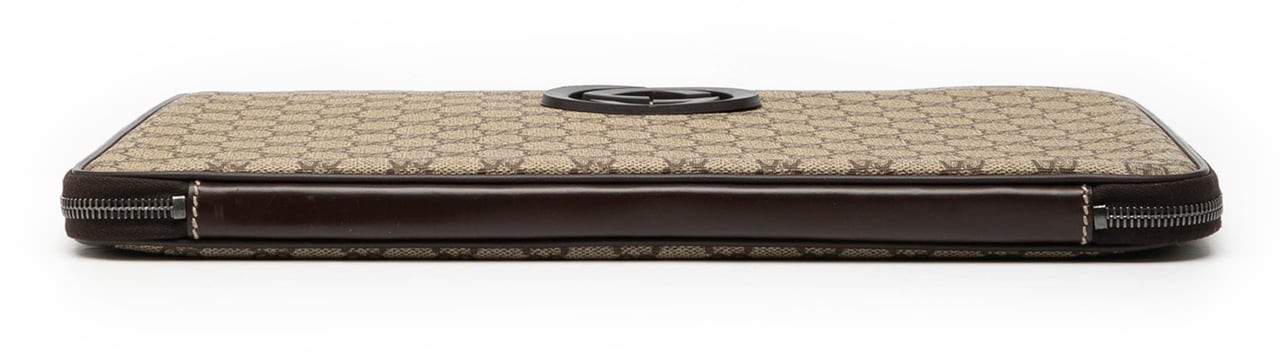 Gucci GG Supreme Laptop Case Bruin