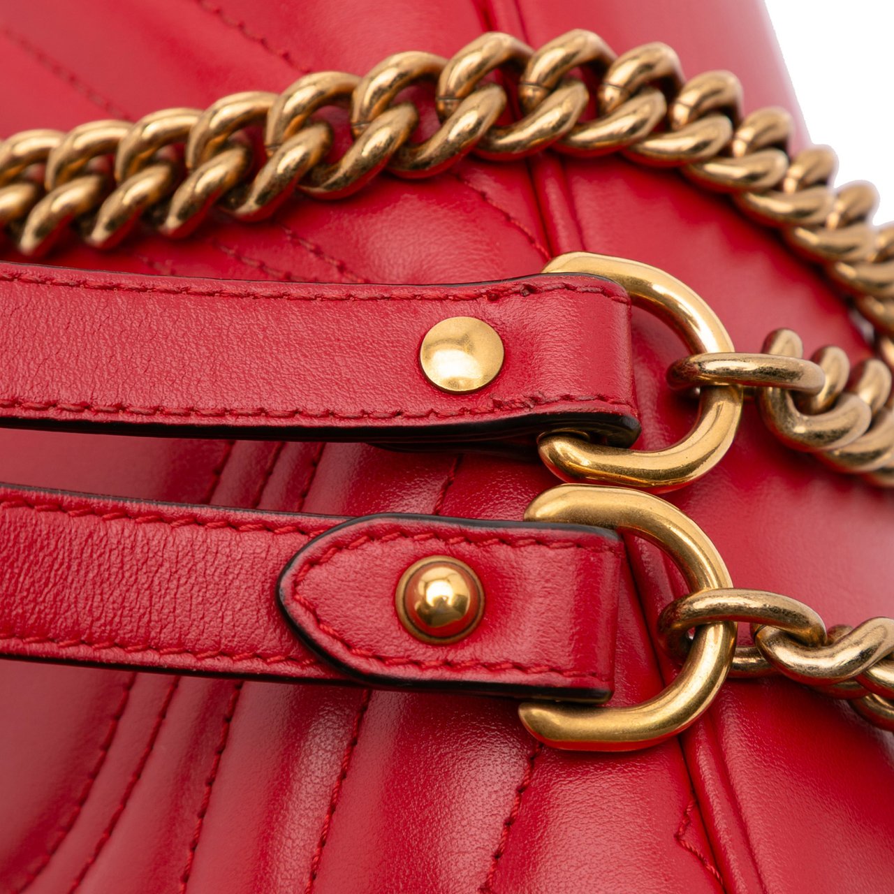 Gucci Small GG Marmont Matelasse Leather Flap Crossbody Rood