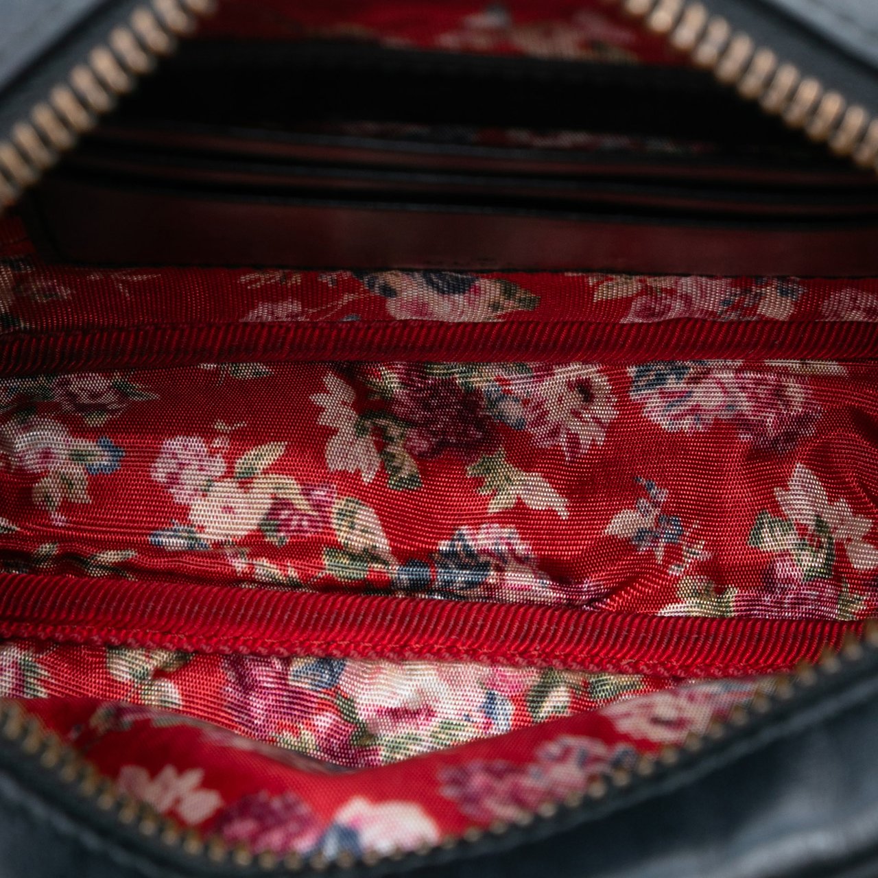 Gucci Mini Quilted Leather Web Trapuntata Crossbody Zwart