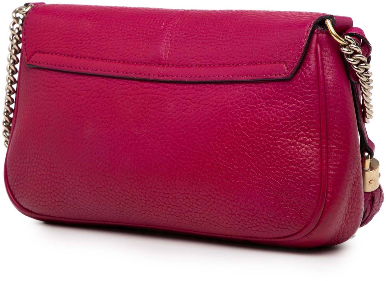 Gucci Medium Leather Soho Chain Flap Crossbody Roze