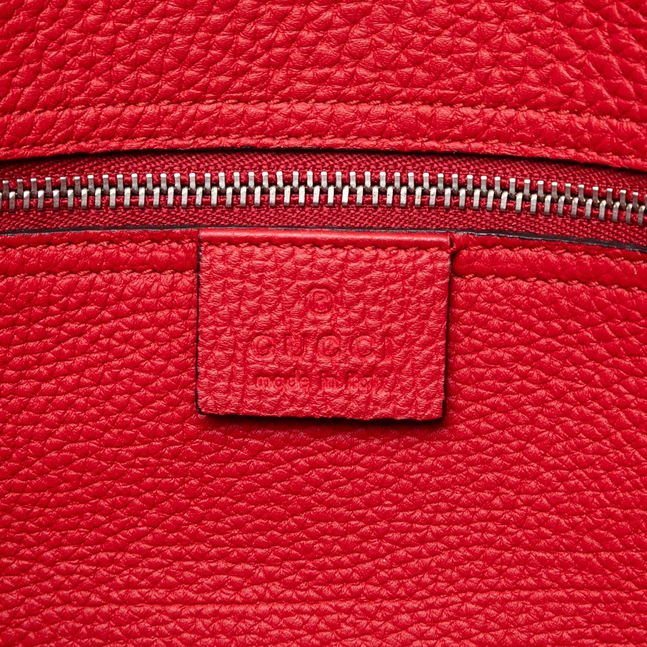 Gucci Small Grained Calfskin Soft Jackie Tote Rood