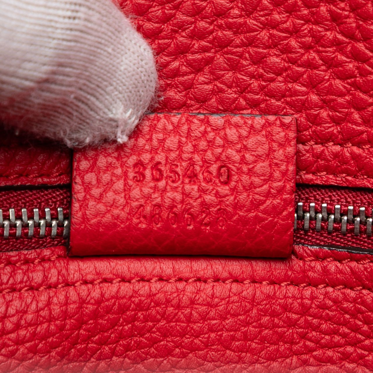 Gucci Small Grained Calfskin Soft Jackie Tote Rood