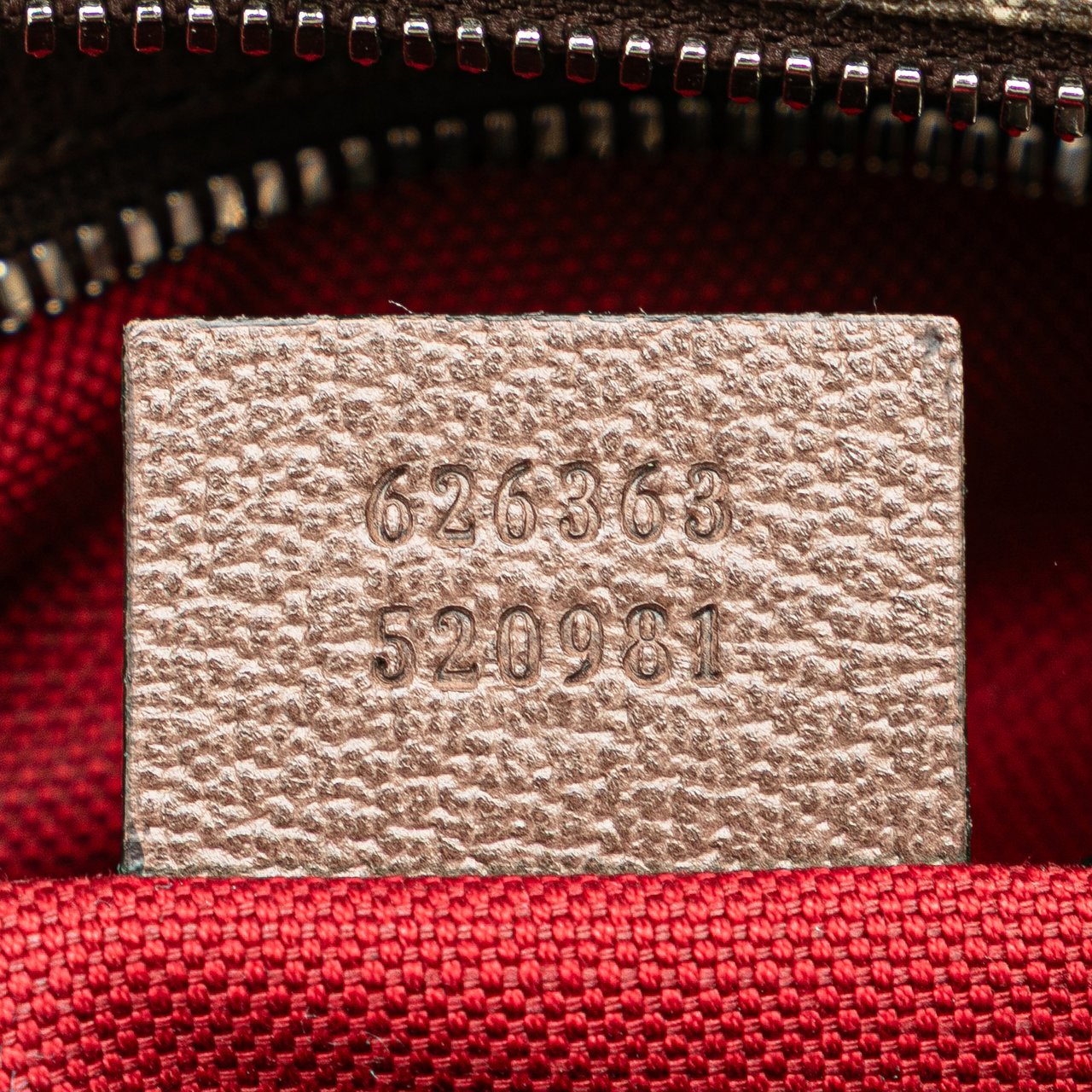 Gucci GG Supreme Soft Trunk Crossbody Bruin