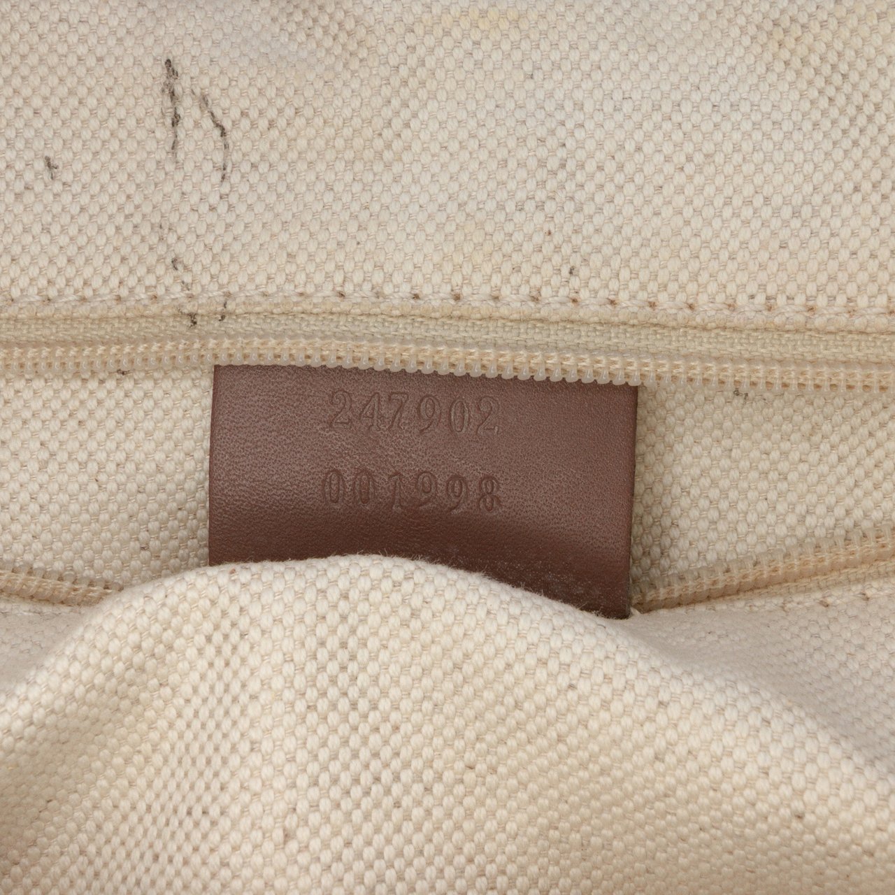 Gucci GG Canvas Sukey Satchel Bruin