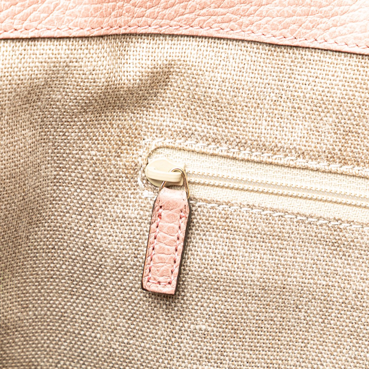Gucci Dollar Calfskin GG Charm Satchel Roze
