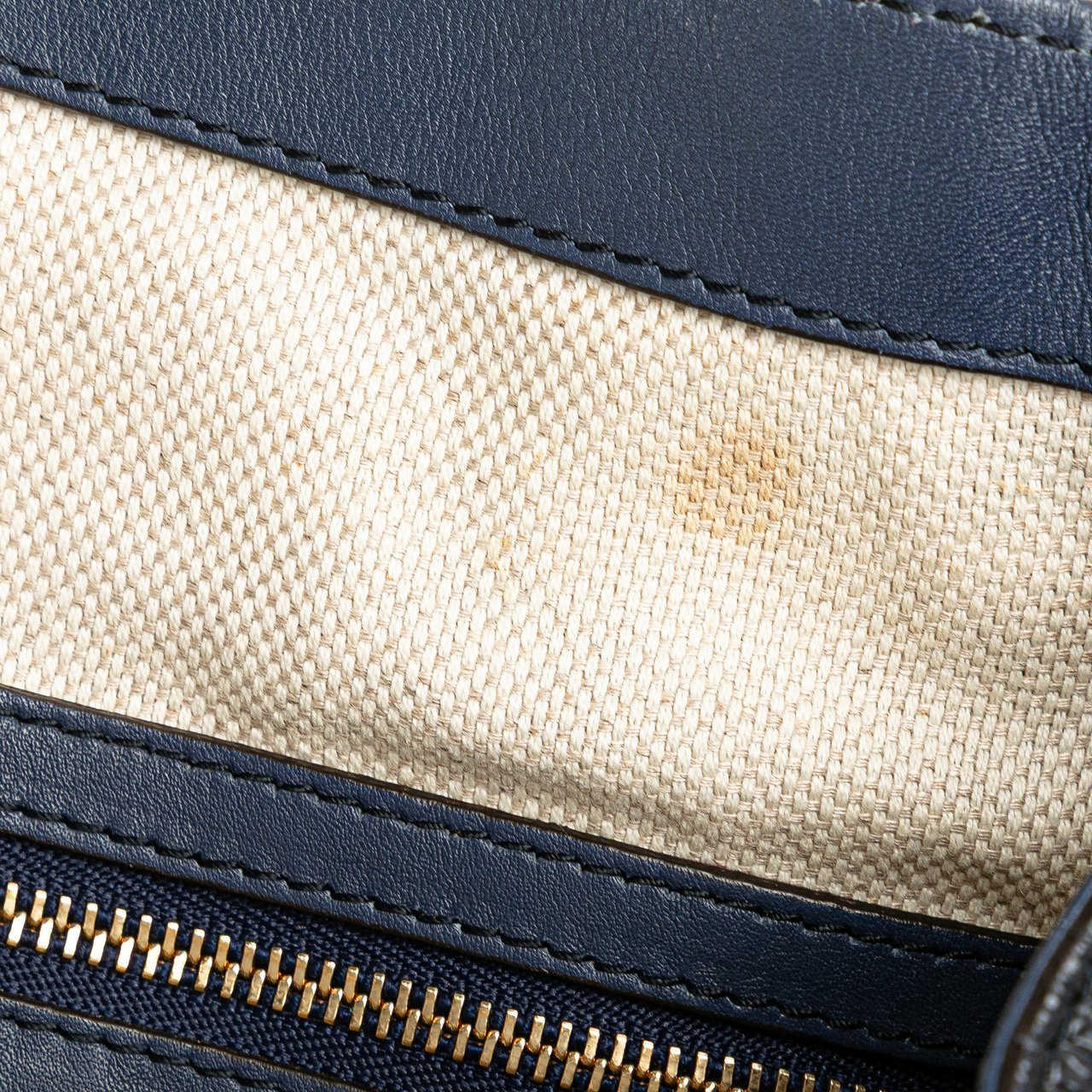 Gucci Small Patent Soho Satchel Blauw