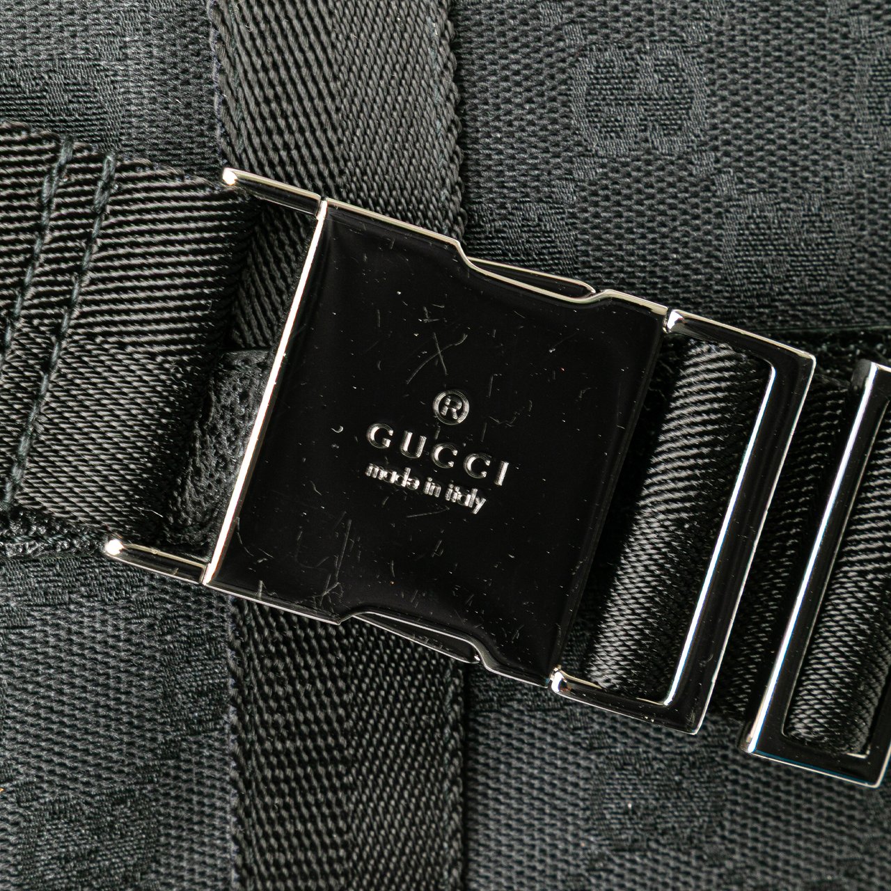 Gucci GG Canvas Belt Bag Zwart