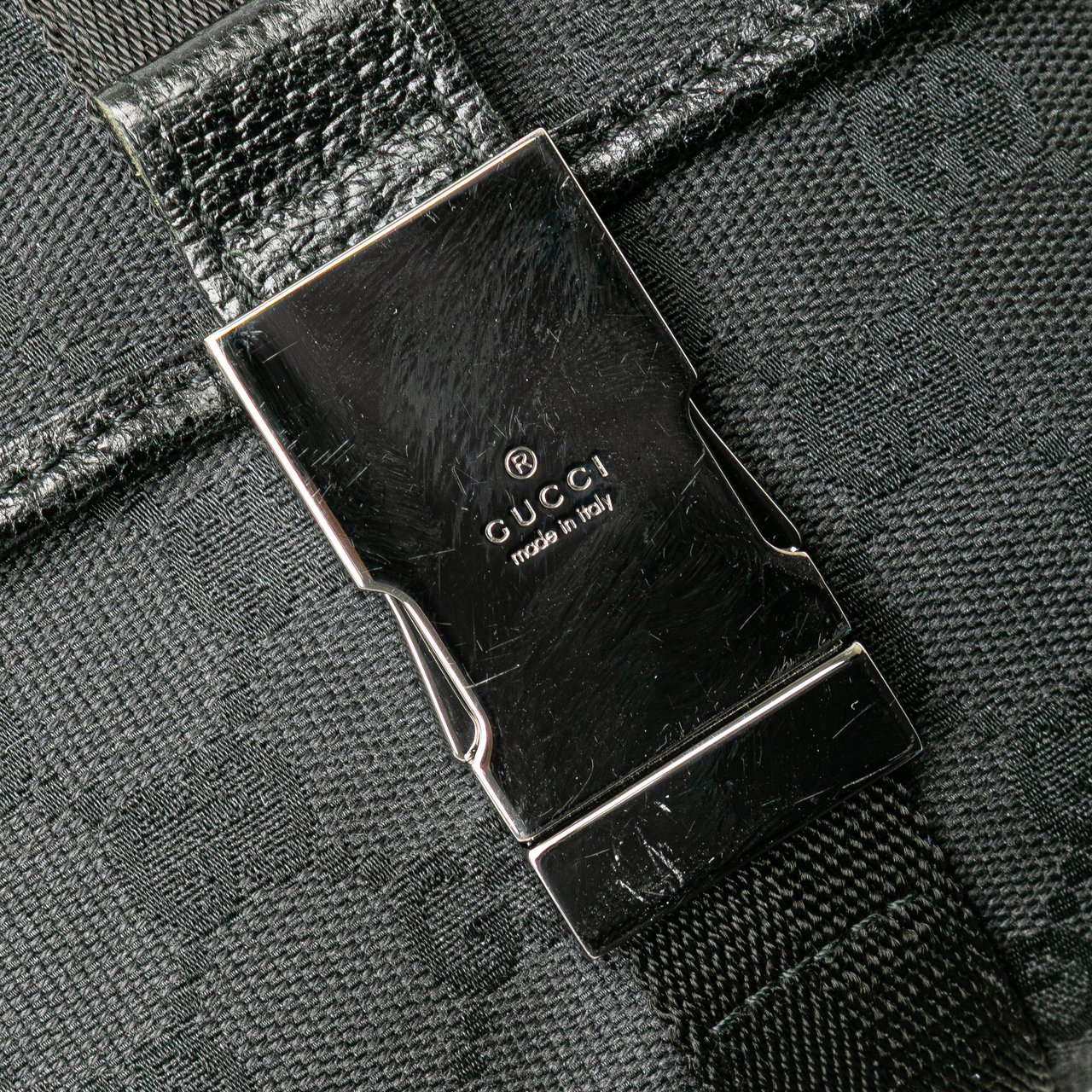 Gucci GG Canvas Belt Bag Zwart