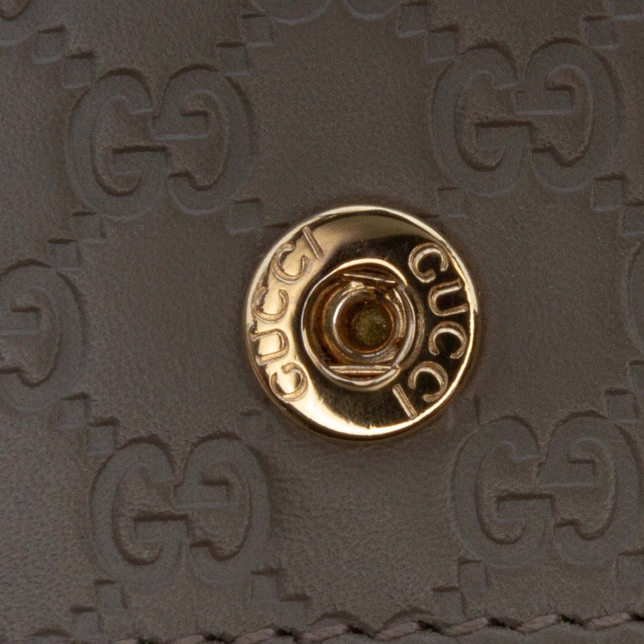 Gucci Microguccissima Wallet on Strap Bruin