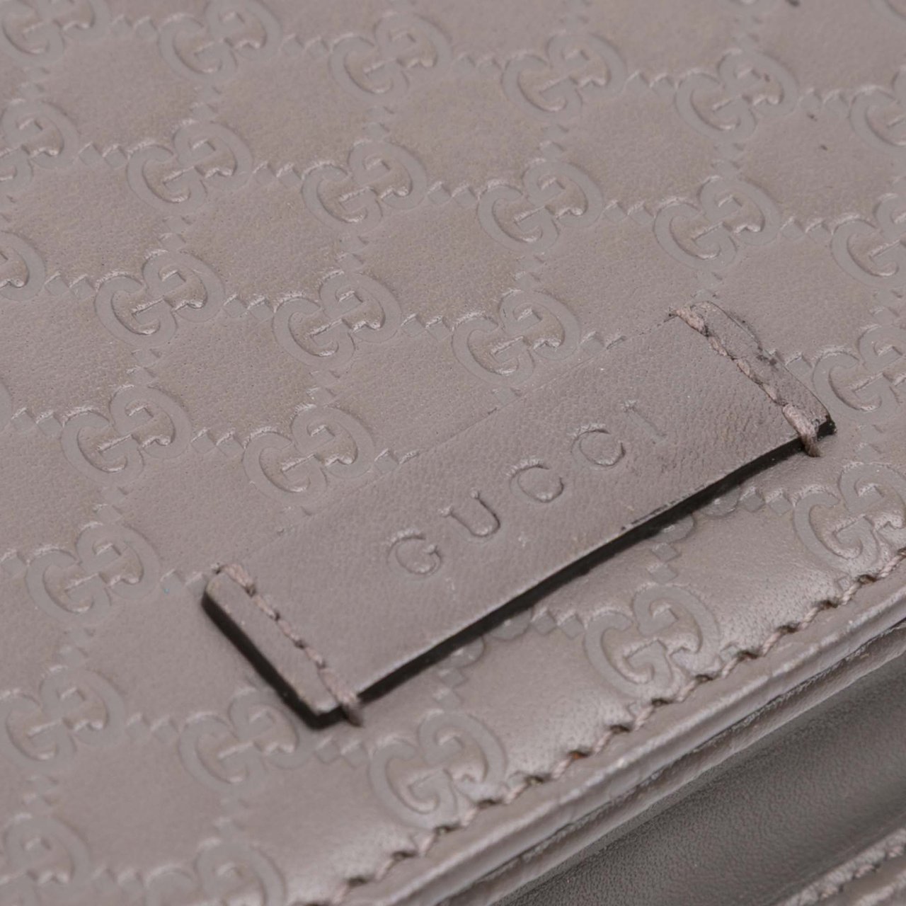 Gucci Microguccissima Wallet on Strap Bruin
