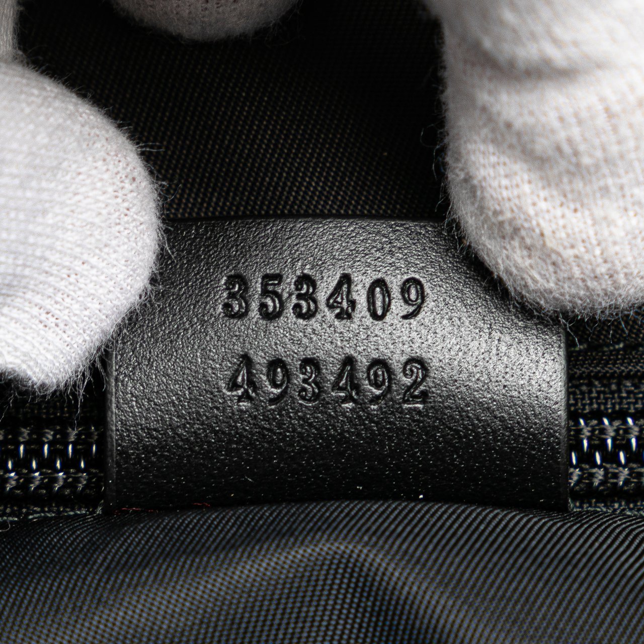 Gucci Techno Canvas Web Belt Bag Zwart