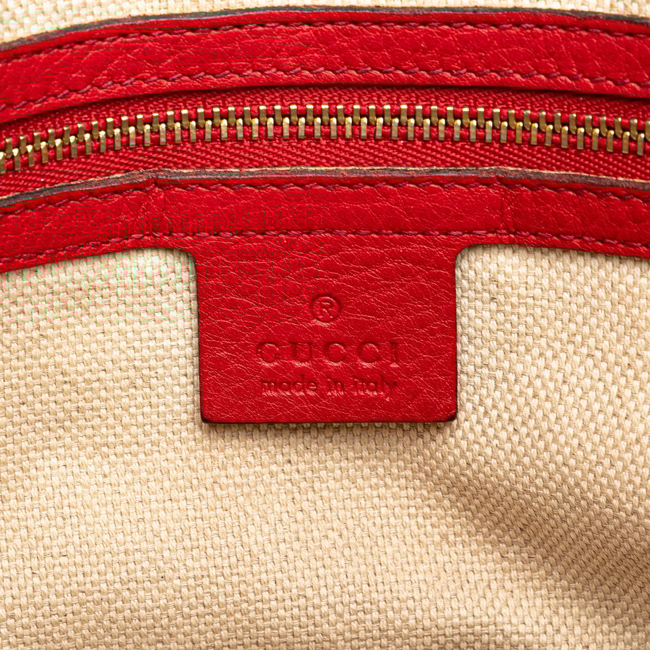Gucci Small Leather Soho Cellarius Satchel Rood