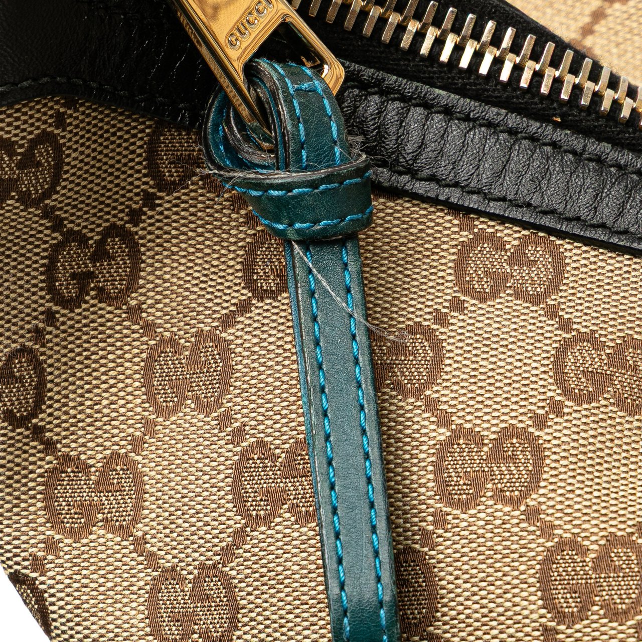 Gucci GG Canvas Cheer Hobo Bruin