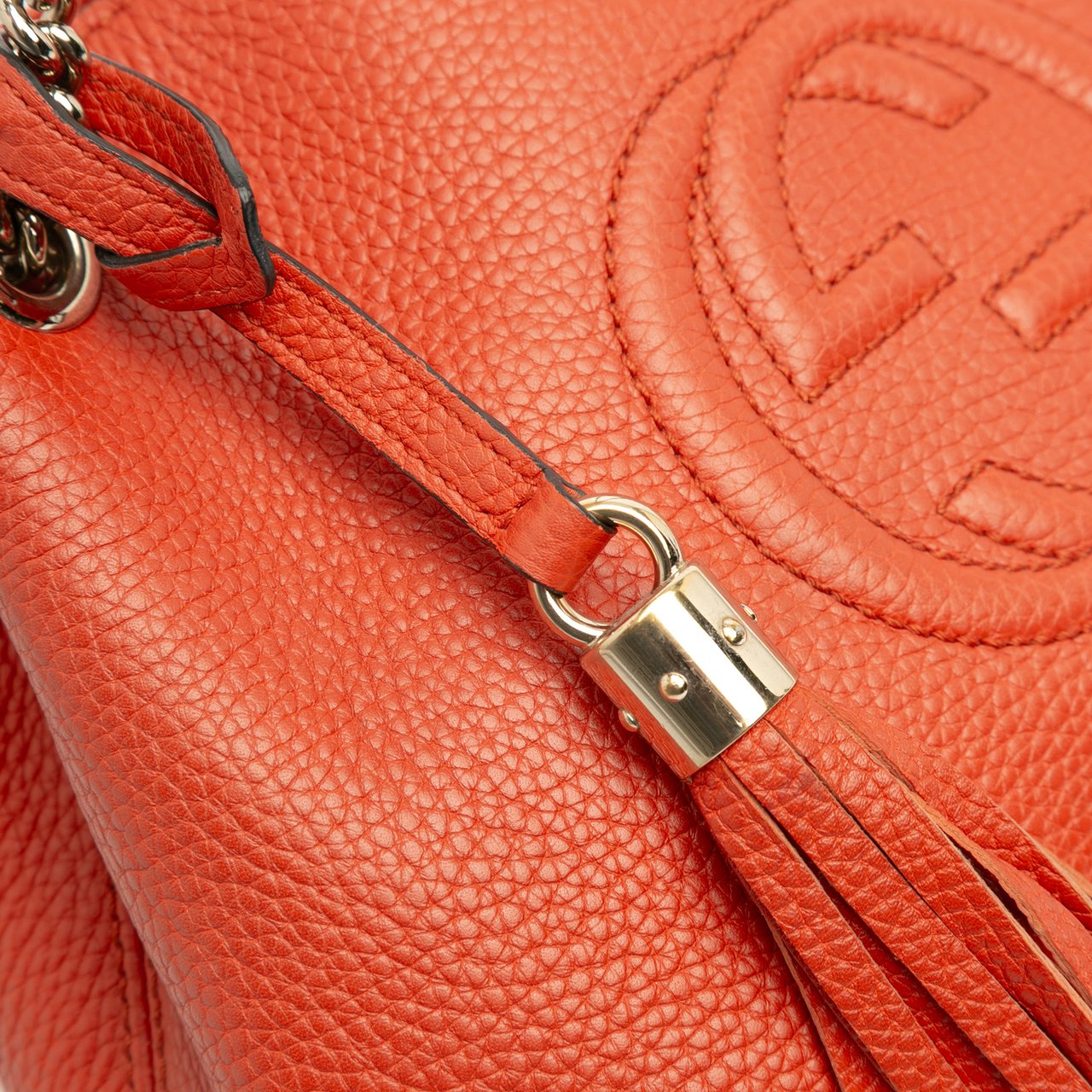 Gucci Small Leather Soho Chain Tote Oranje