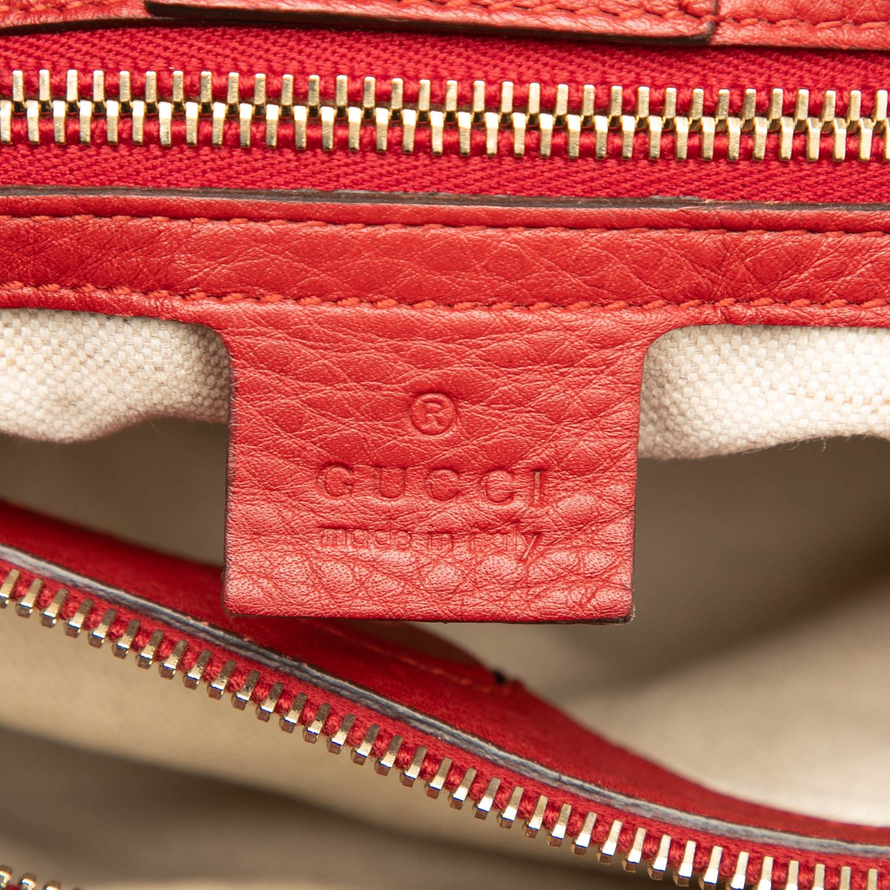 Gucci Medium Calfskin Bamboo Shopper Satchel Rood