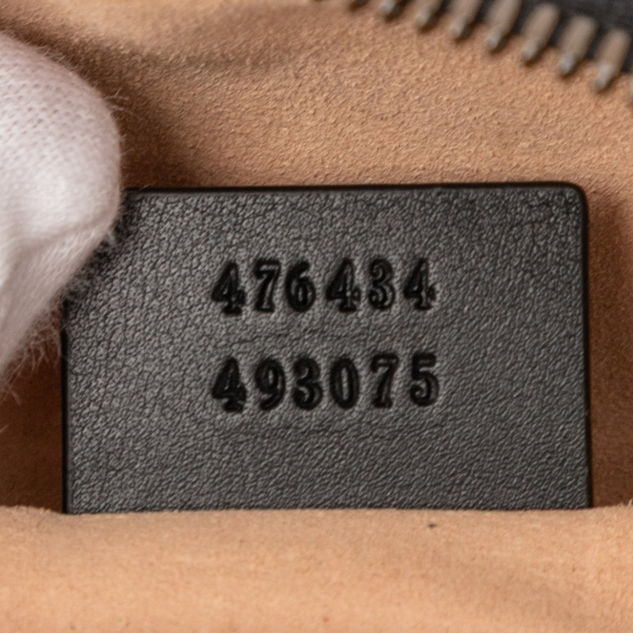 Gucci GG Marmont Matelasse Leather Belt Bag Zwart