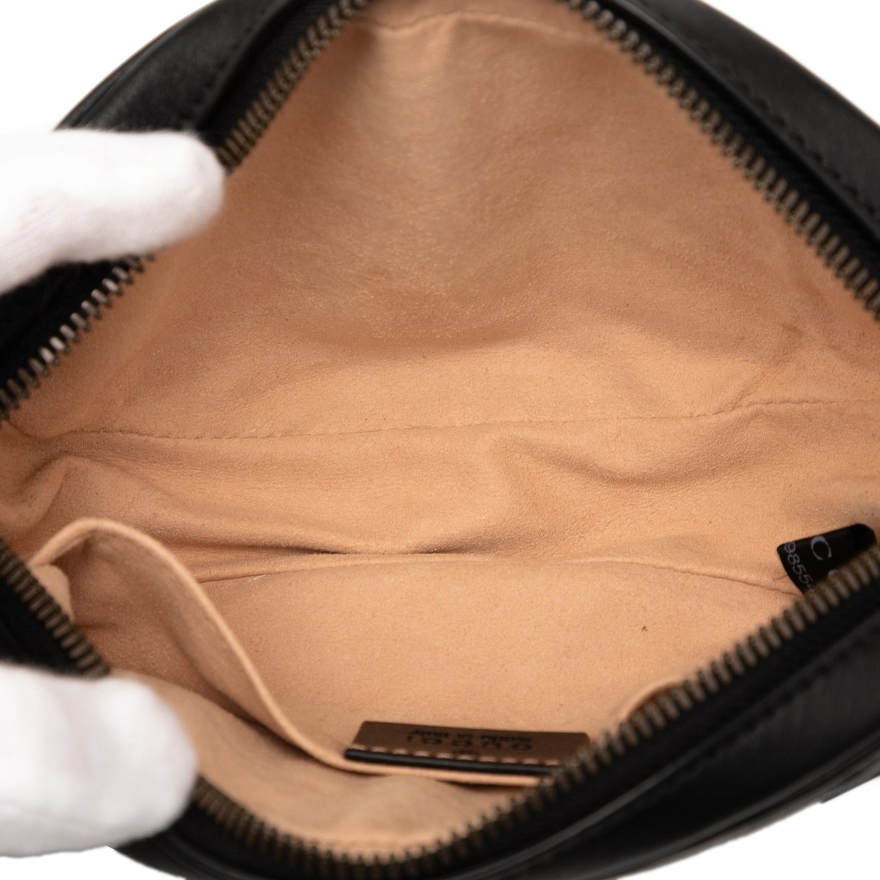 Gucci GG Marmont Matelasse Leather Belt Bag Zwart