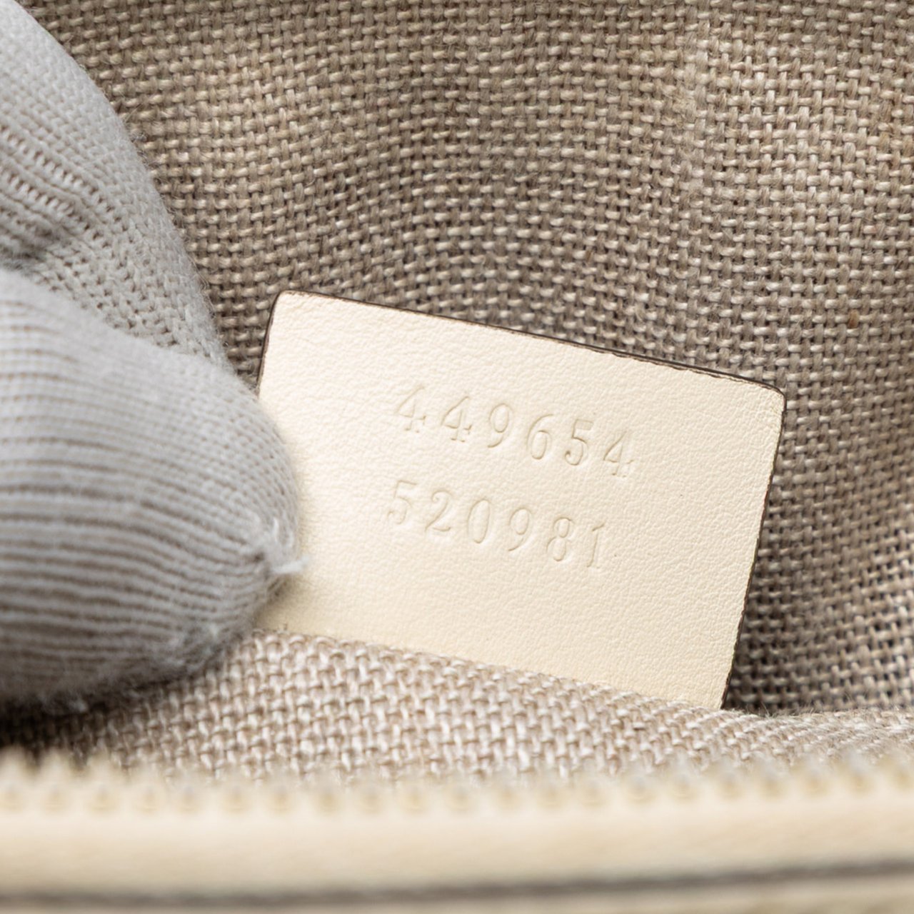 Gucci Mini Microguccissima Dome Satchel Wit