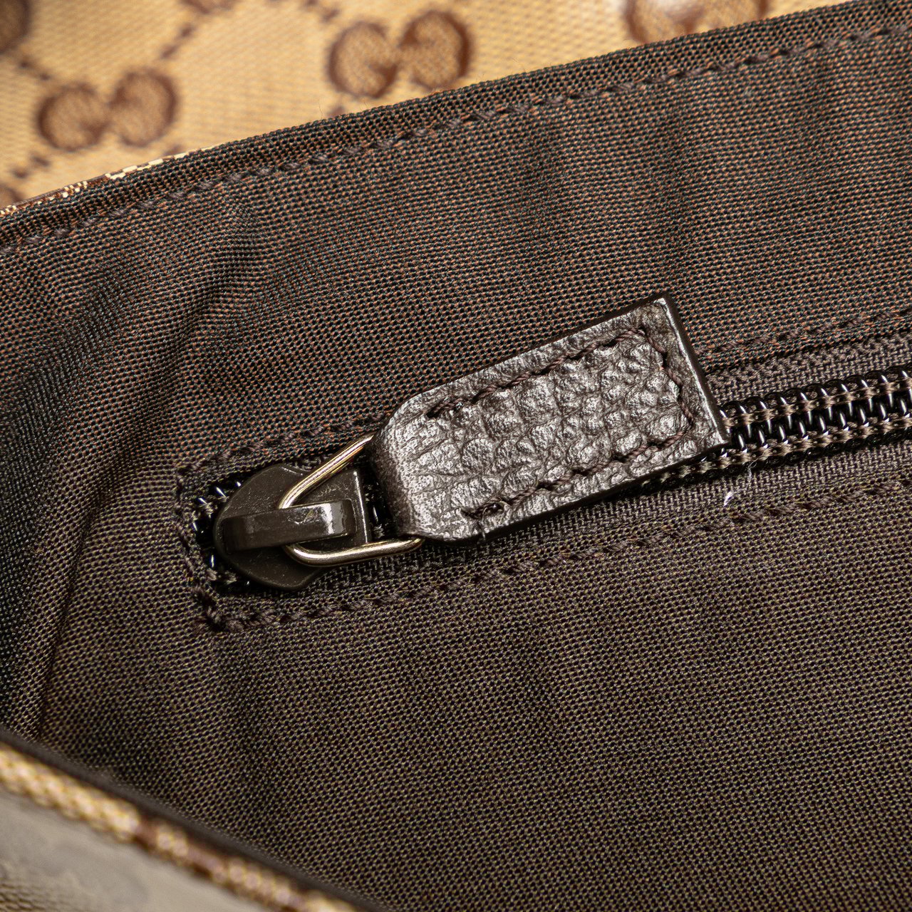 Gucci GG Crystal Belt Bag Bruin