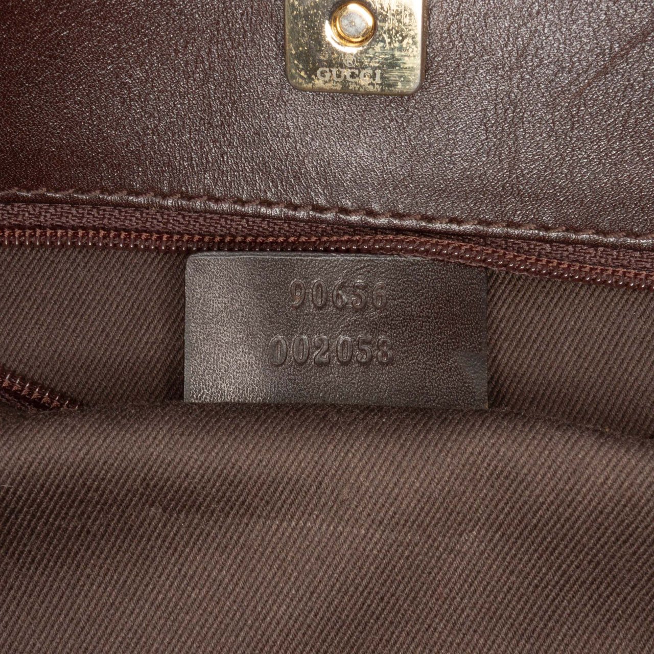 Gucci GG Canvas Messenger Bag Bruin