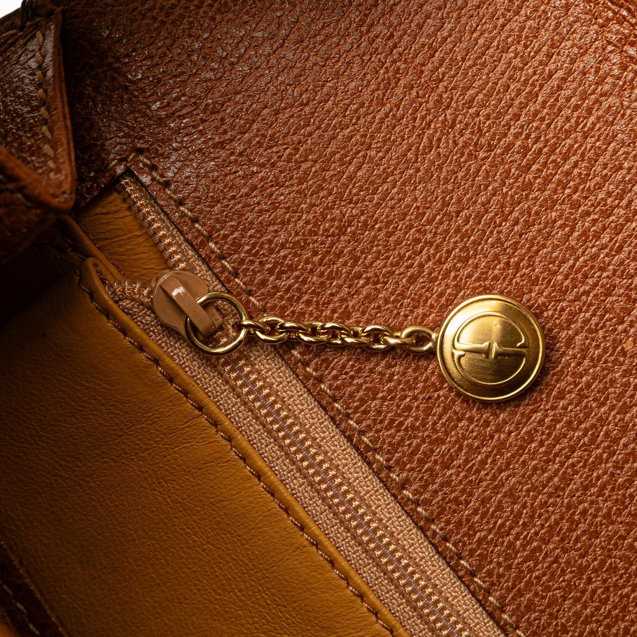 Gucci Calfskin Bamboo Night Bruin