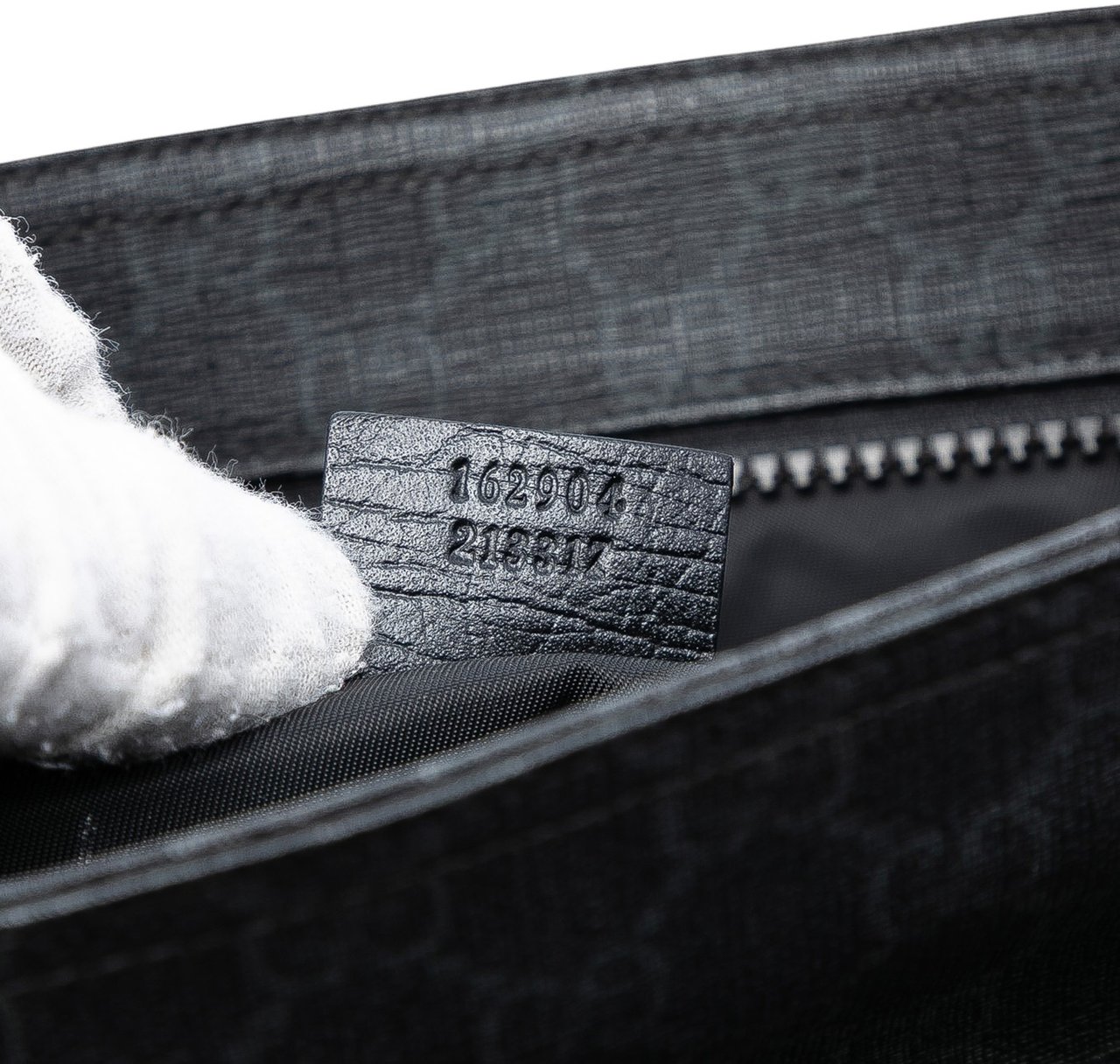 Gucci GG Supreme Crossbody Zwart