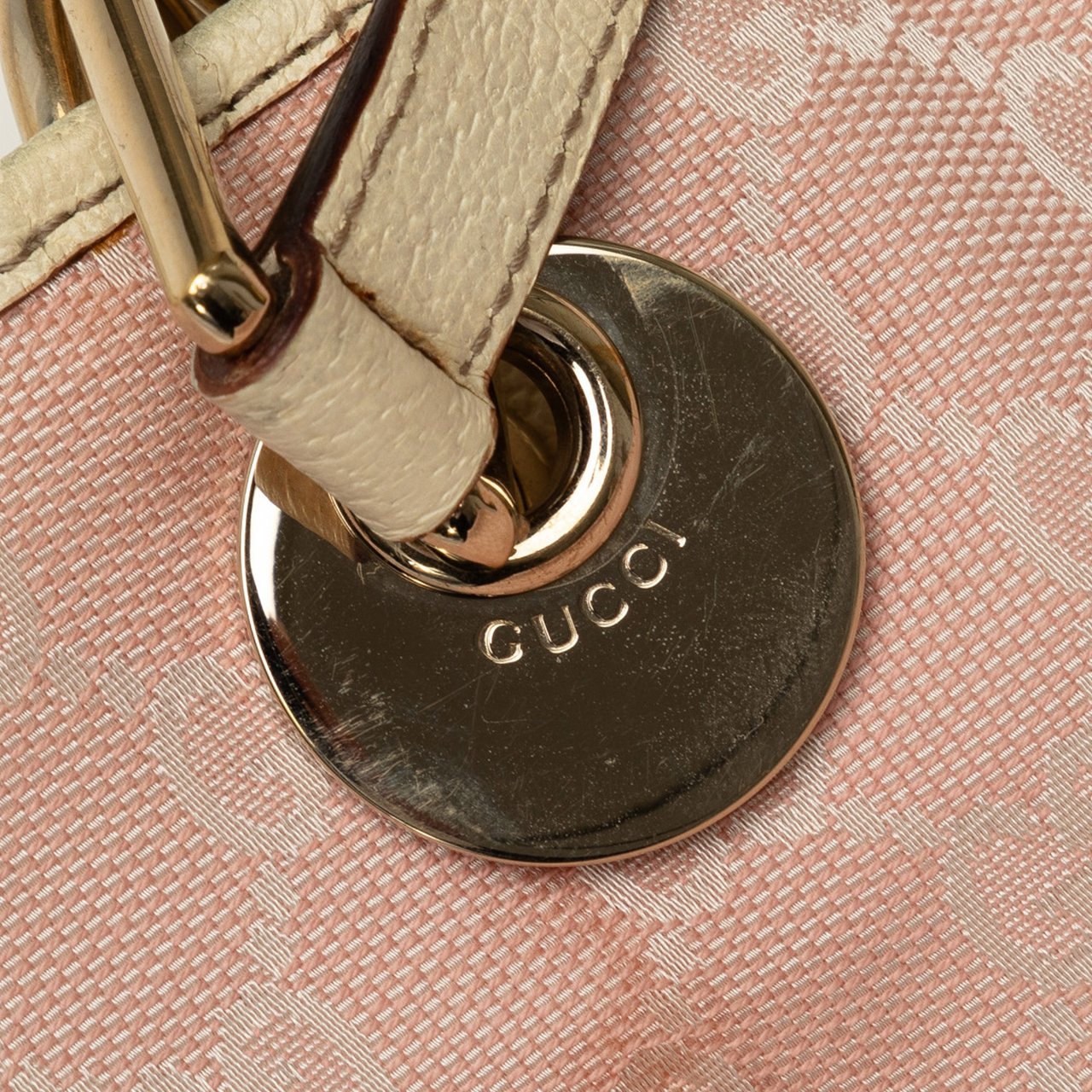 Gucci GG Canvas Eclipse Shoulder Bag Roze