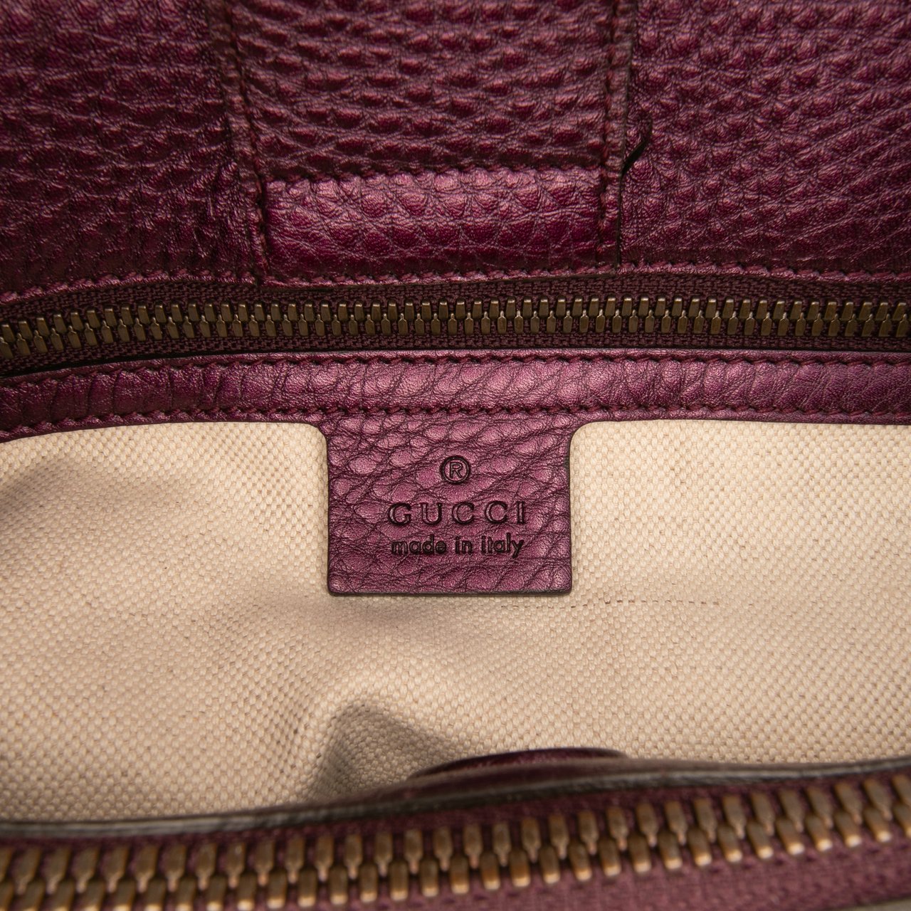 Gucci Medium Calfskin Bamboo Shopper Satchel Paars