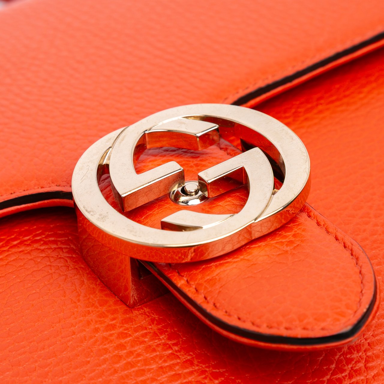Gucci Medium Dollar Calfskin Interlocking G Crossbody Oranje