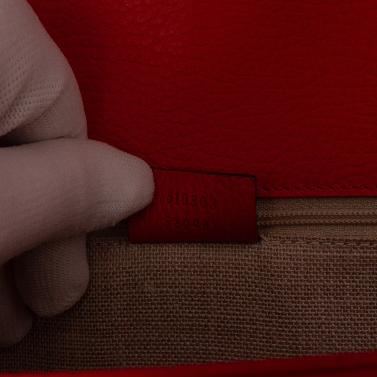 Gucci Medium Dollar Calfskin Interlocking G Crossbody Oranje