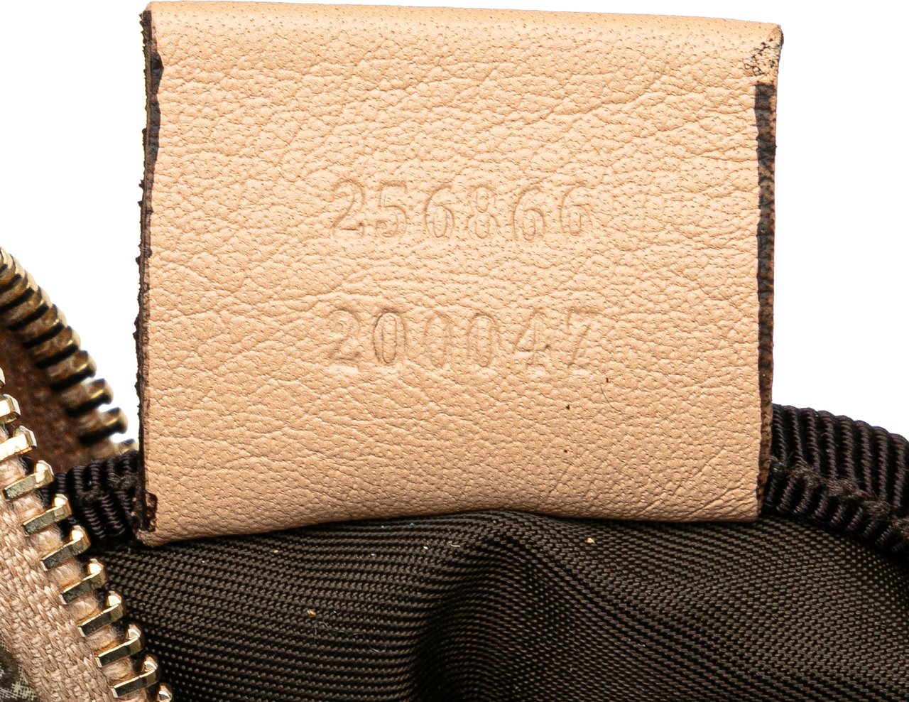 Gucci GG Supreme Pig Pouch Bruin