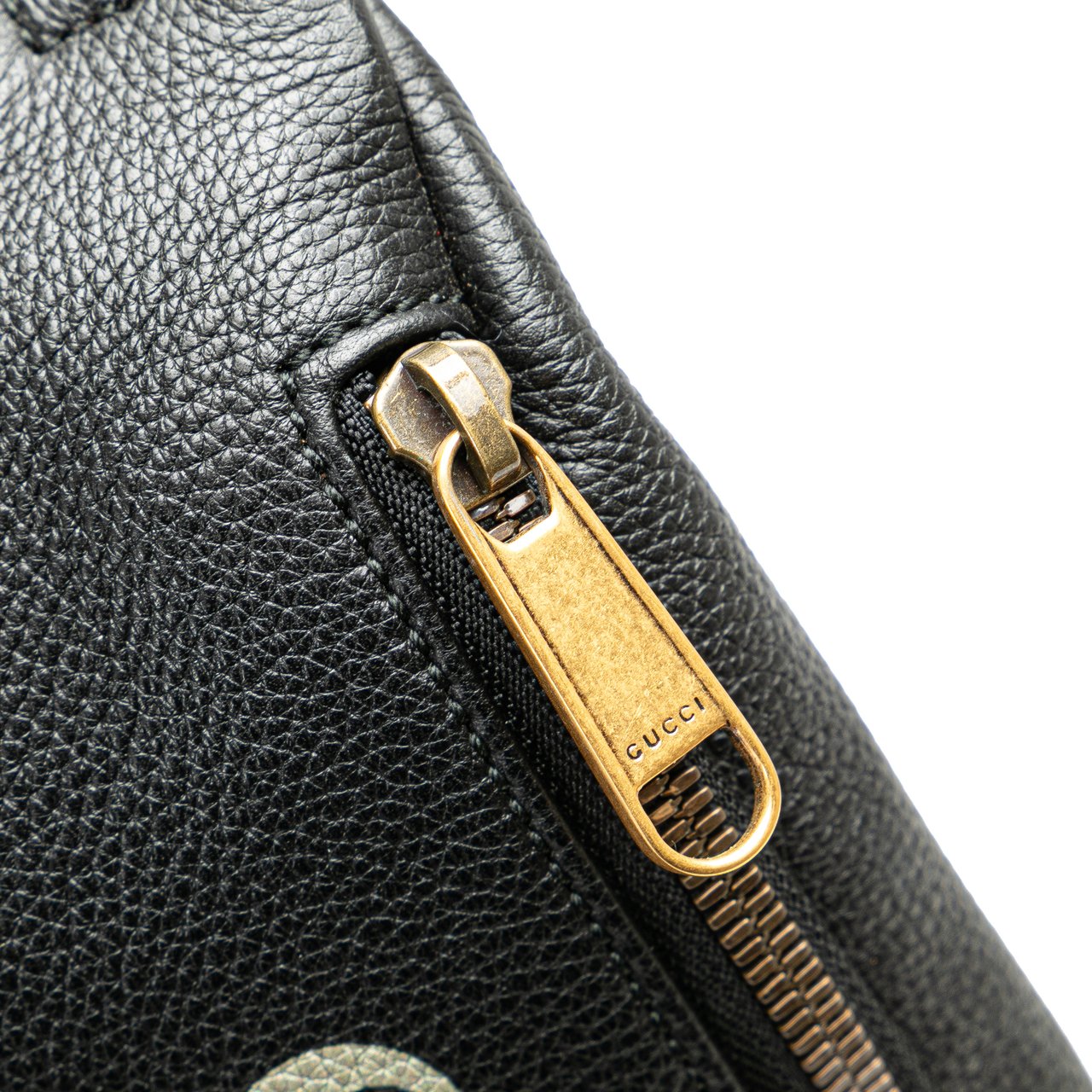 Gucci Leather Logo Belt Bag Zwart