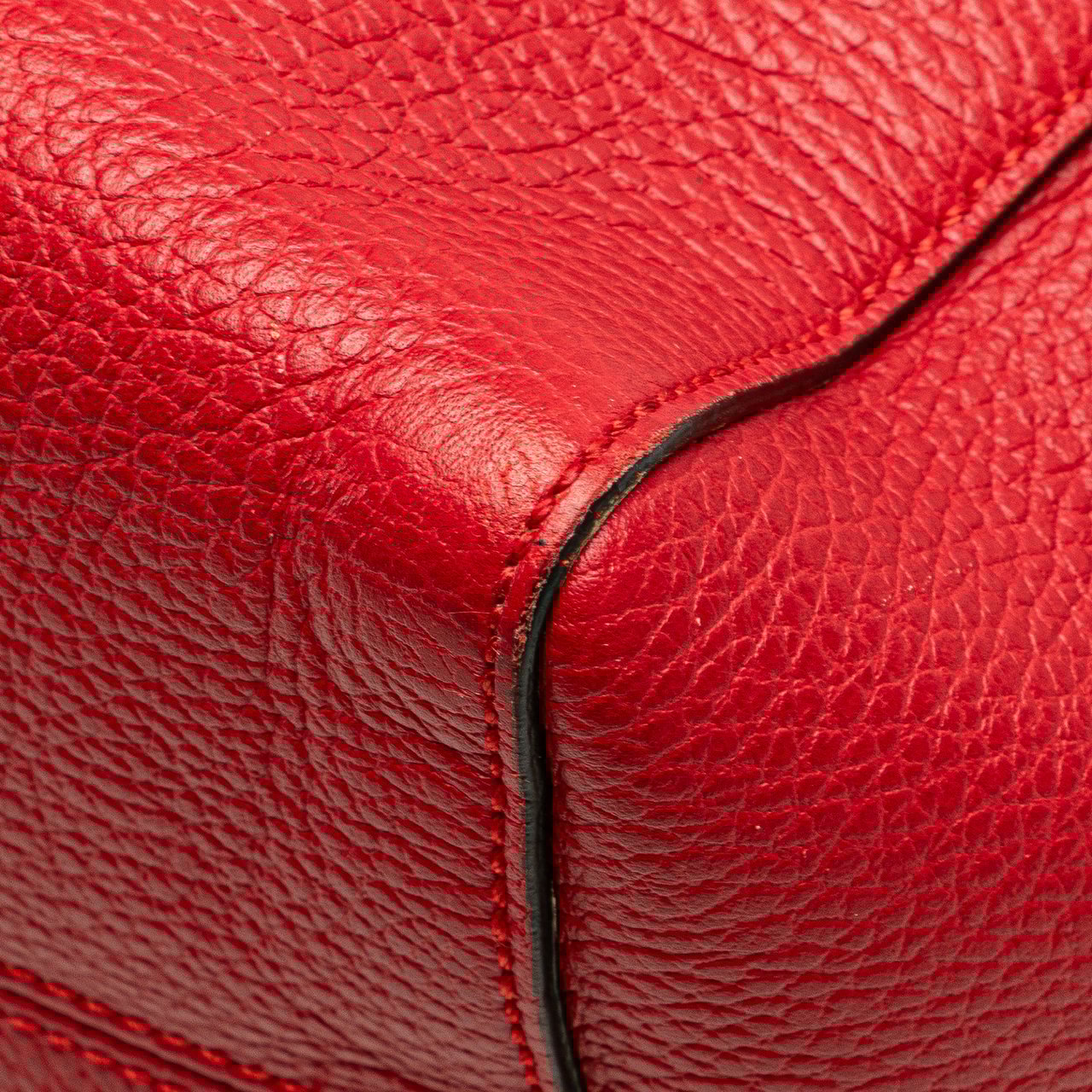 Gucci Medium Leather Swing Tote Rood
