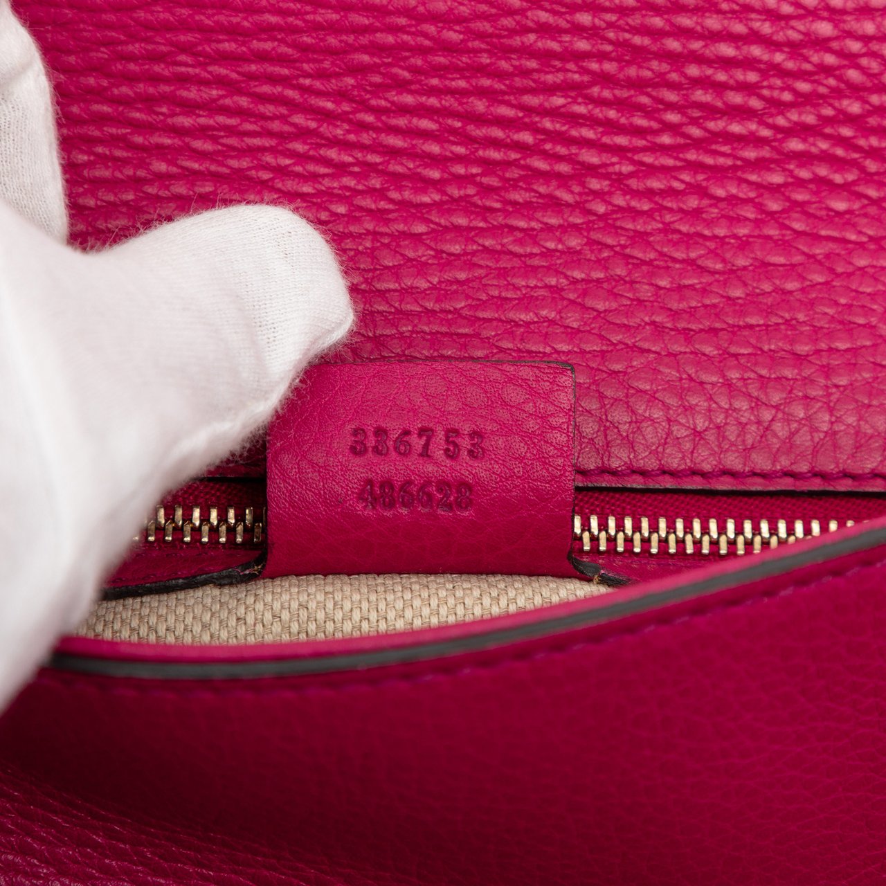Gucci Leather Soho Disco Clutch Roze