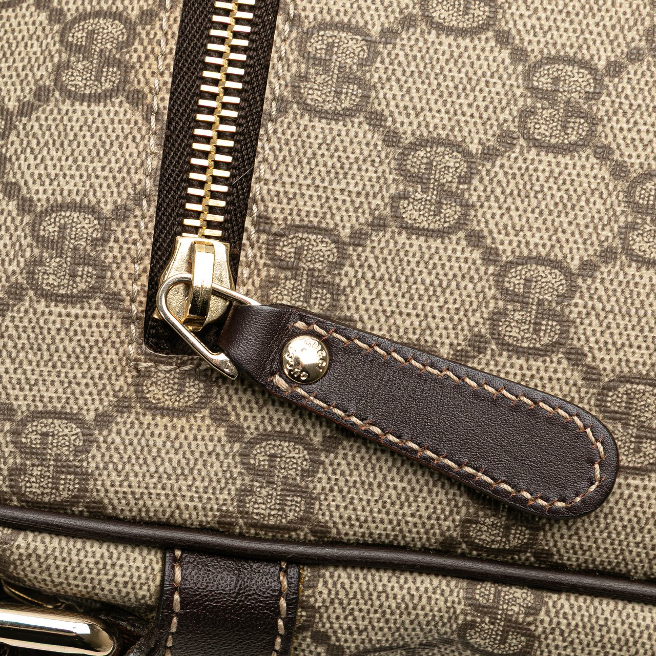 Gucci GG Supreme Crossbody Bruin