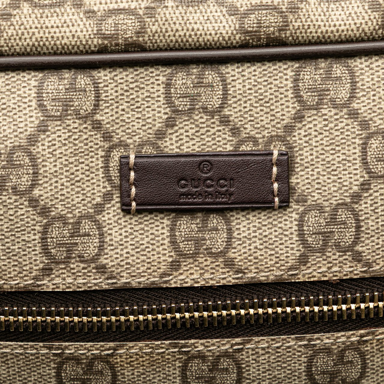 Gucci GG Supreme Crossbody Bruin