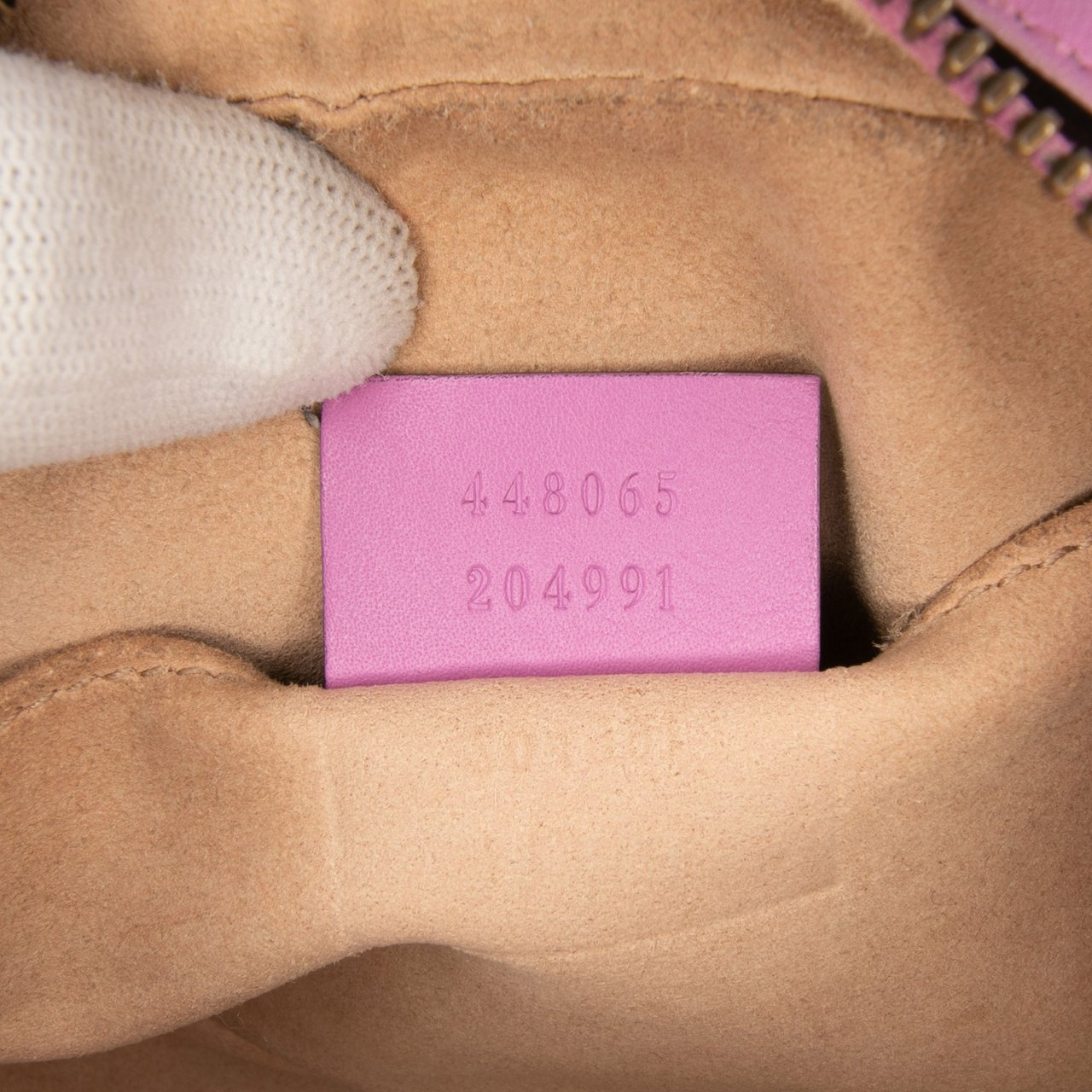 Gucci Mini GG Marmont Matelasse Leather Crossbody Roze