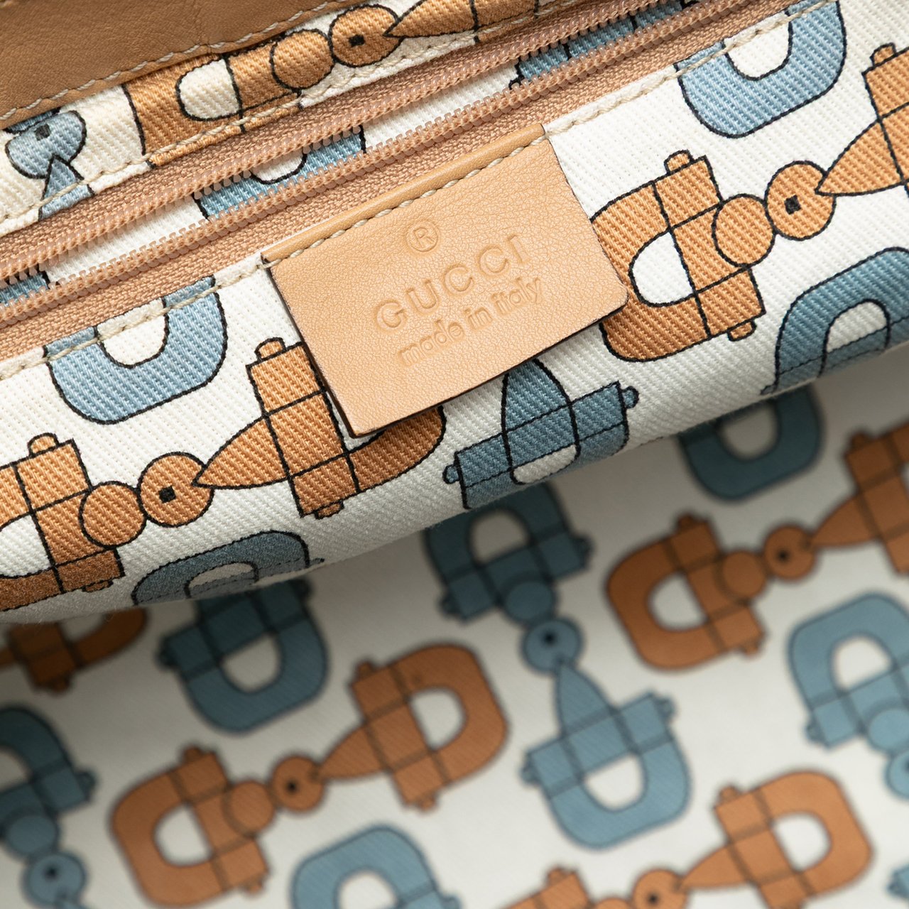 Gucci Guccissima Abbey D Ring Shoulder Bag Bruin