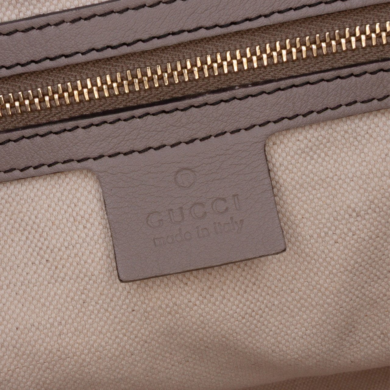 Gucci Large Guccissima Emily Chain Shoulder Bag Grijs