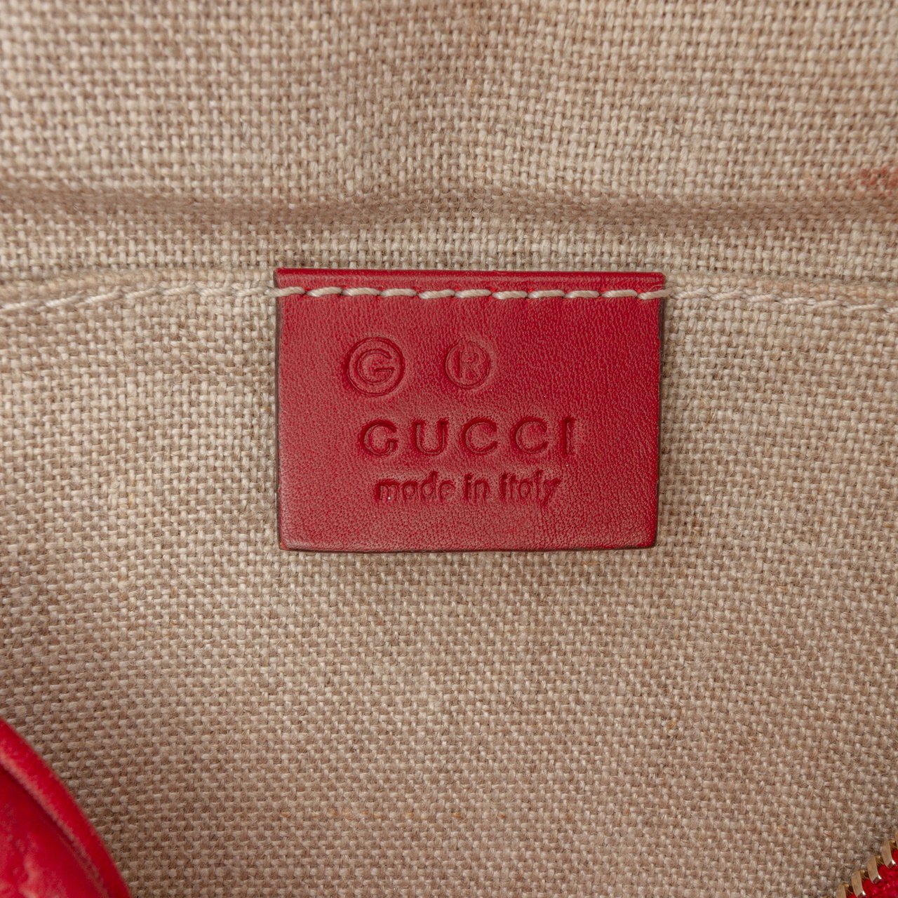 Gucci Microguccissima Bree Crossbody Rood