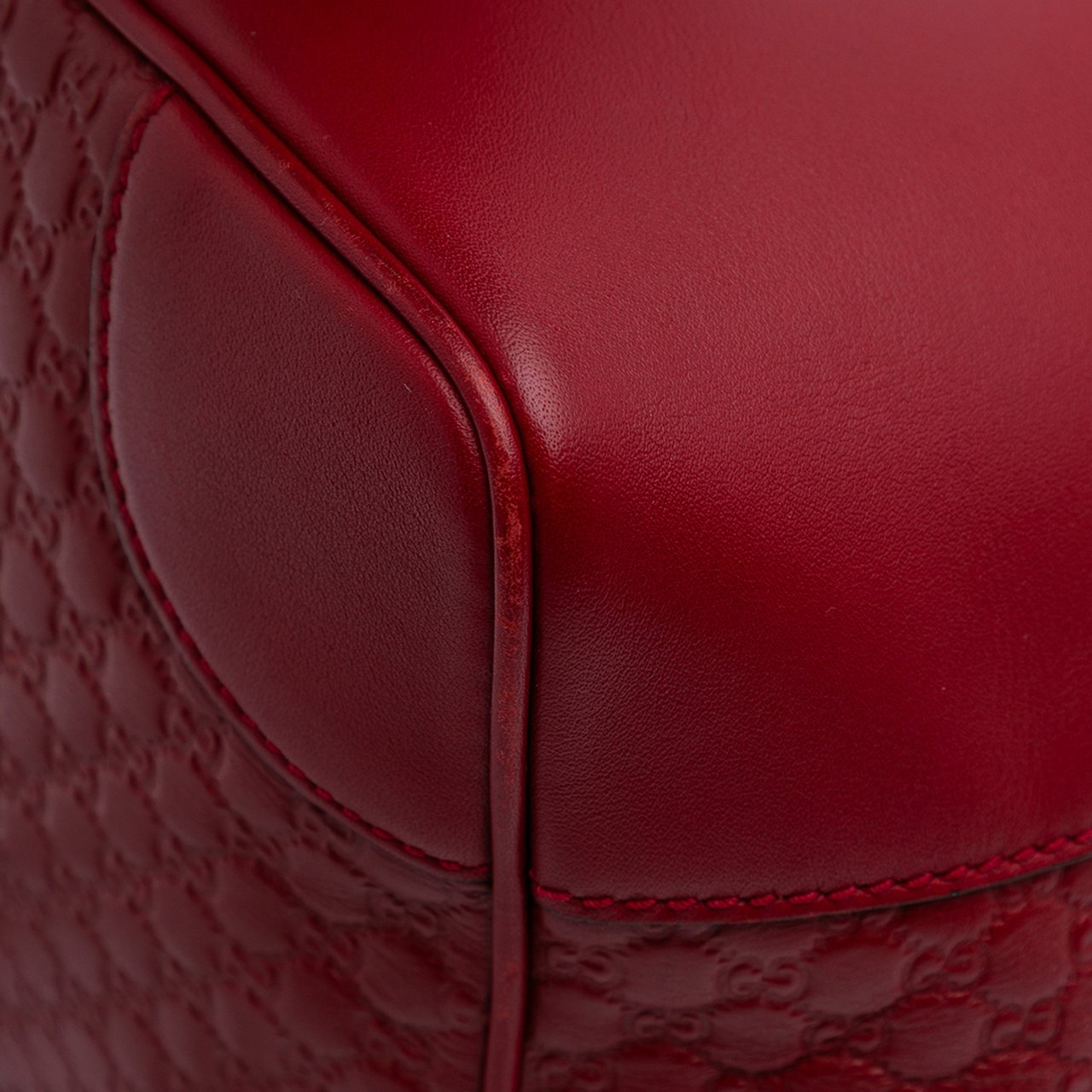 Gucci Small Microguccissima Bree Satchel Rood