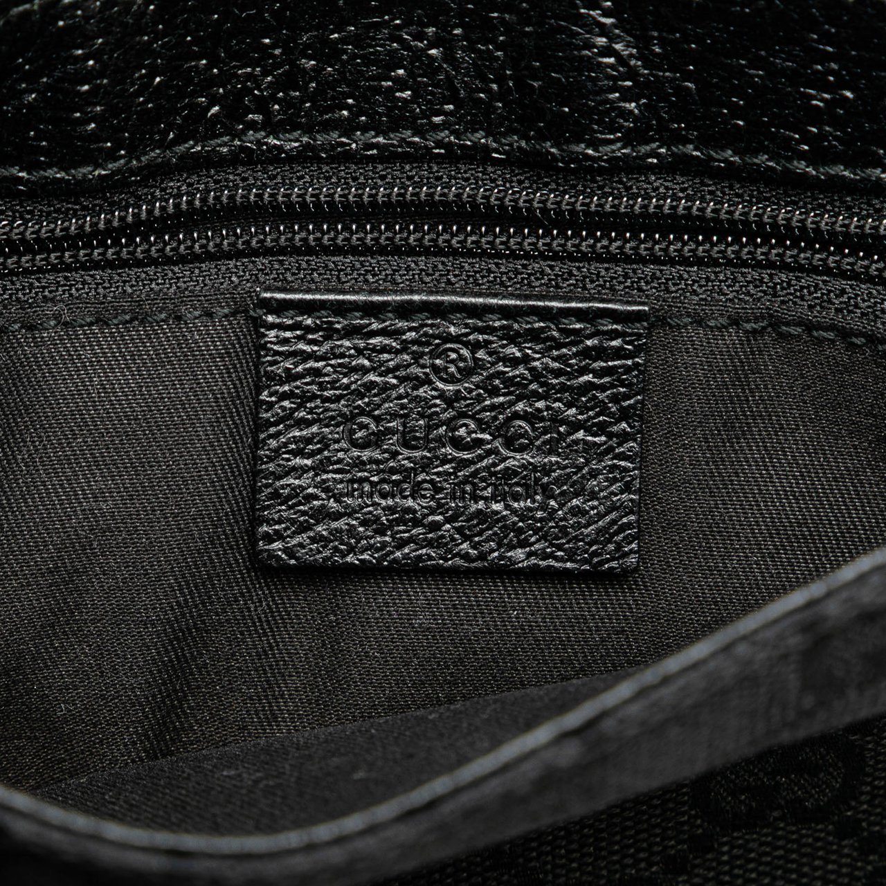 Gucci GG Canvas Belt Bag Zwart