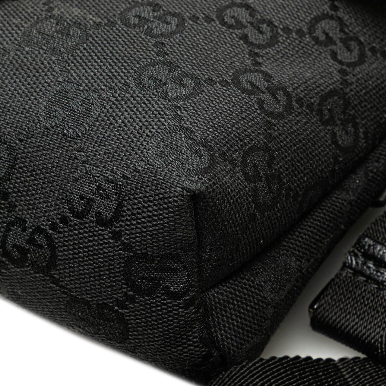 Gucci GG Canvas Belt Bag Zwart