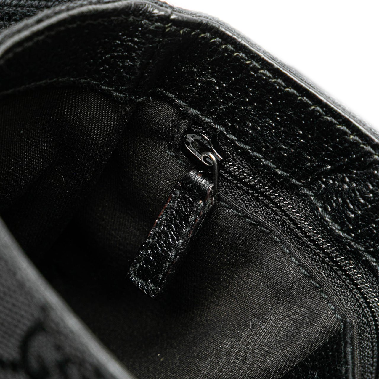 Gucci GG Canvas Belt Bag Zwart