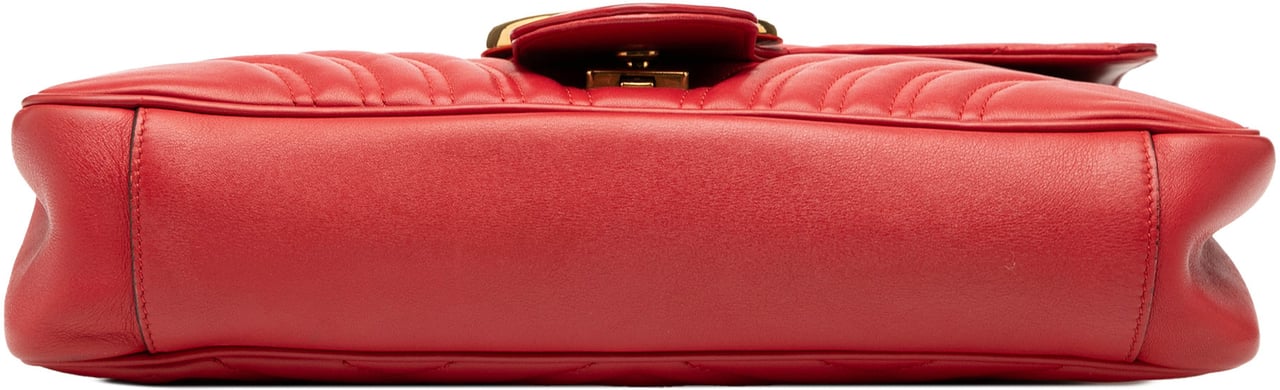 Gucci Large GG Marmont Matelasse Leather Shoulder Bag Rood