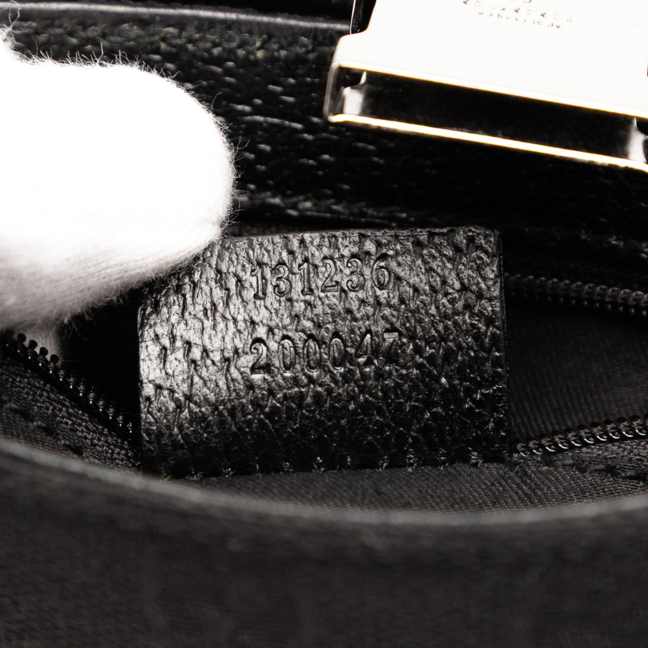 Gucci GG Canvas Belt Bag Zwart