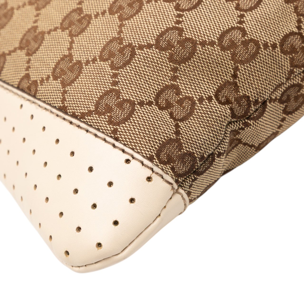 Gucci GG Canvas Crossbody Bruin