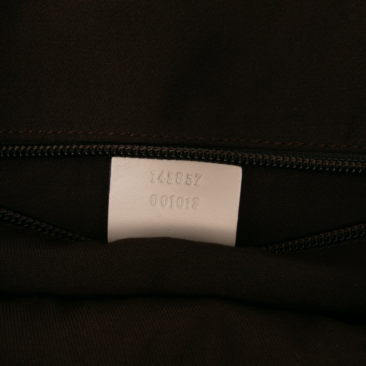 Gucci GG Canvas Crossbody Bruin