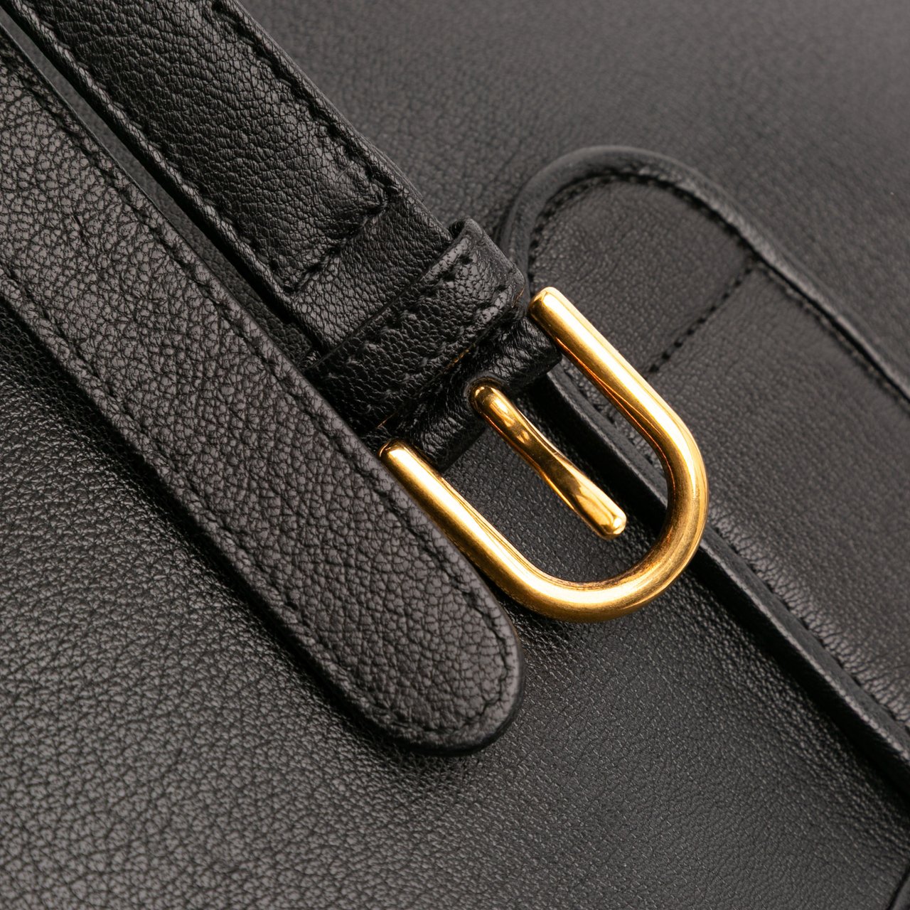 Gucci Medium Leather Aphrodite Crossbody Zwart