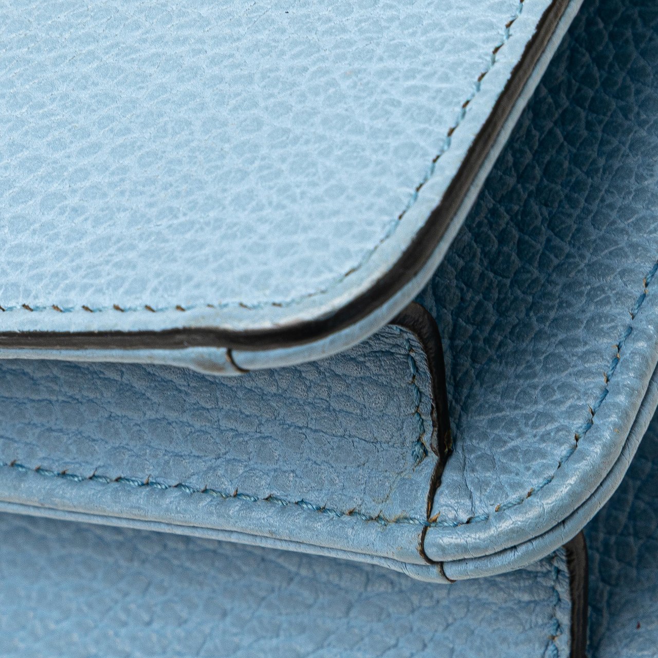 Gucci Small Dollar Calfskin Interlocking G Crossbody Blauw